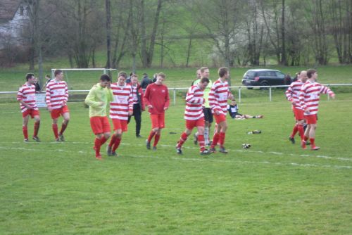 SV Hofbieber beim Auslaufen